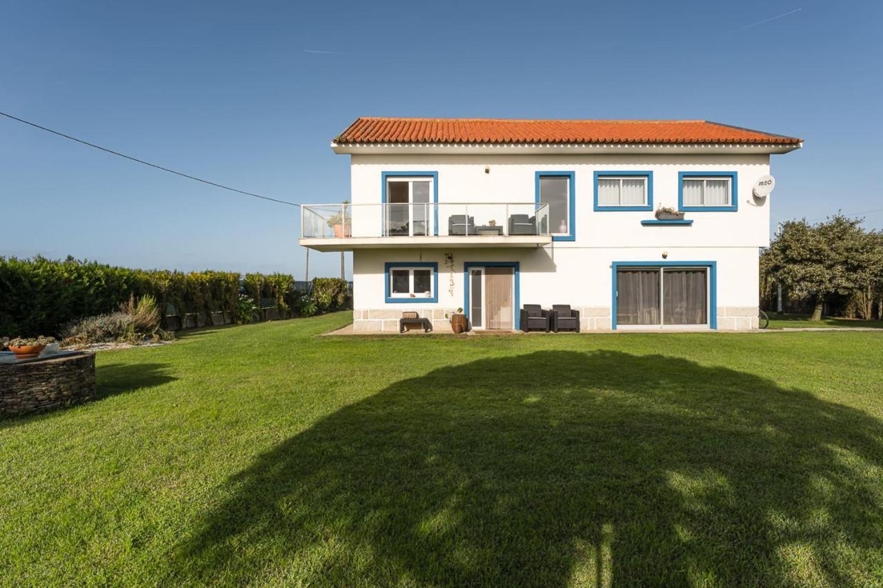 Beachfront Villa In Esposende Ngoại thất bức ảnh